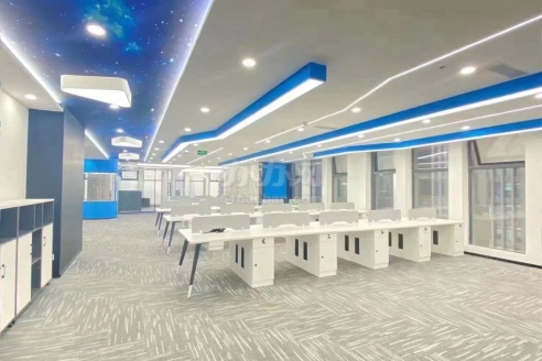 地铁沿线珠江创意中心以电竞网络科研为主